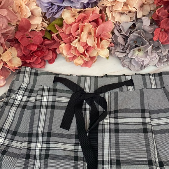 Black Gray and White Plaid Slim Fit Drawstring Trousers - Picture 10 of 16